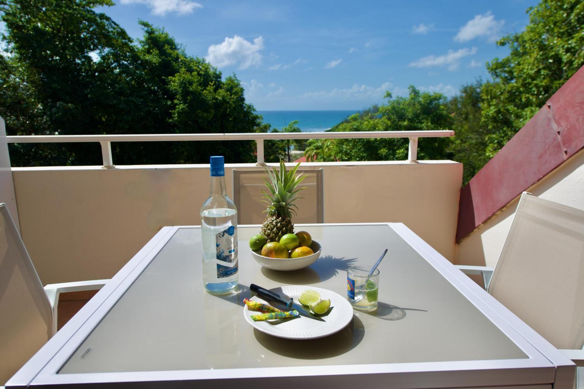 Studio Olia A P&V - Plages, Piscines Et Vue Mer! Sainte-Anne  Extérieur photo
