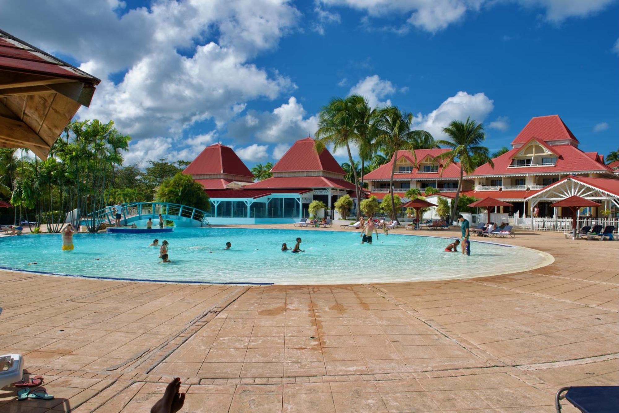 Studio Olia A P&V - Plages, Piscines Et Vue Mer! Sainte-Anne  Extérieur photo